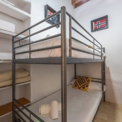 Bunk bed at Riad Casa Luna in Tarifa